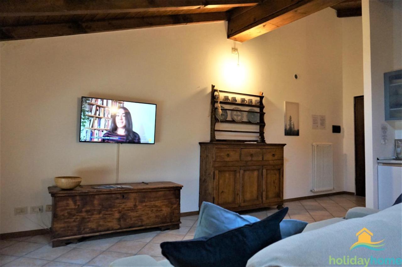 Loft Martini Apartment ริวาเดลการ์ดา ภายนอก รูปภาพ