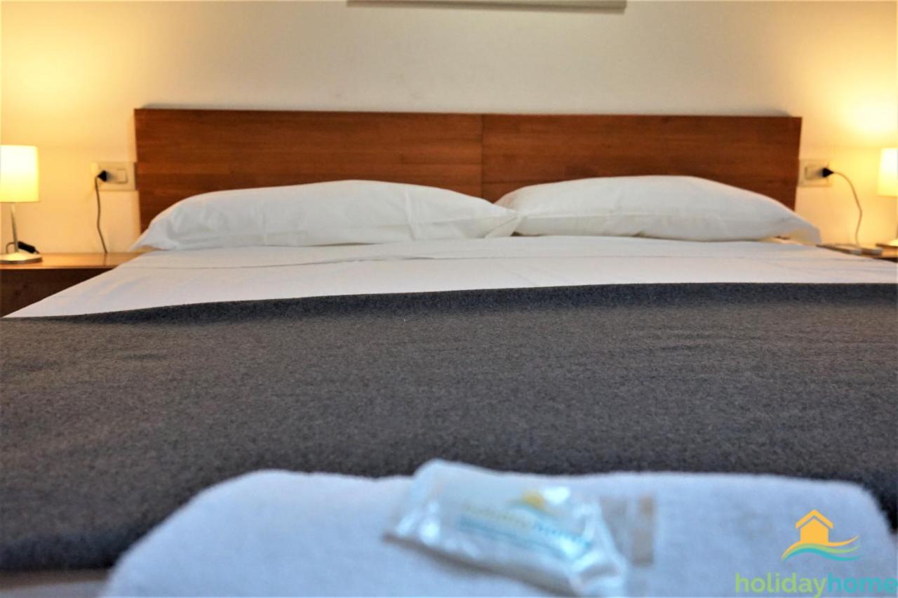 Loft Martini Apartment ริวาเดลการ์ดา ภายนอก รูปภาพ