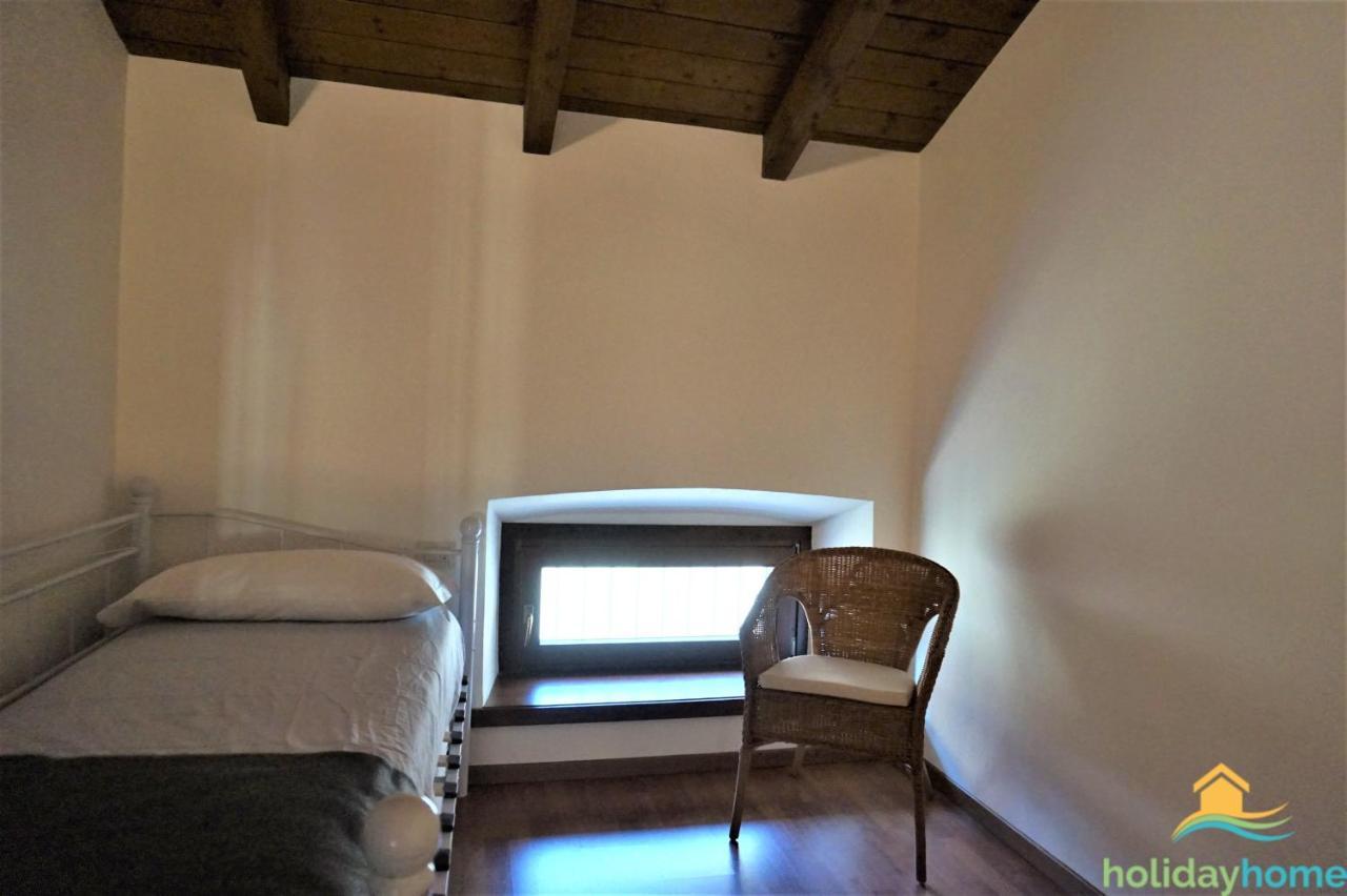 Loft Martini Apartment ริวาเดลการ์ดา ภายนอก รูปภาพ